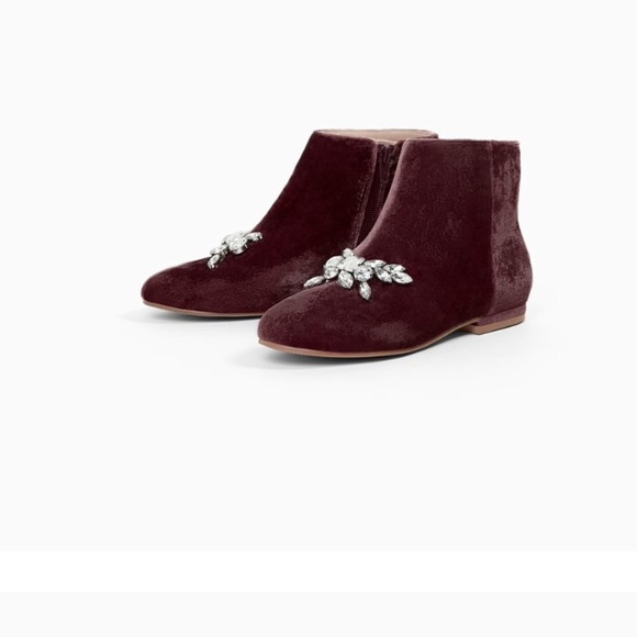 Zara Other - BeJeweled velvet ankle booties